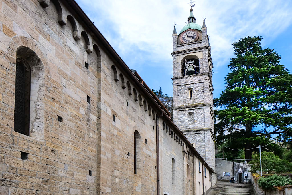 Bellano - Kirche Santi Nazaro e Celso - Comer See - Lombardei, Italien