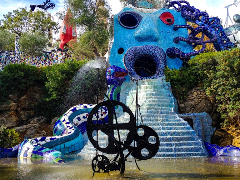 Tarot Garten von Niki de Saint Phalle Überwältigend, voller Farben