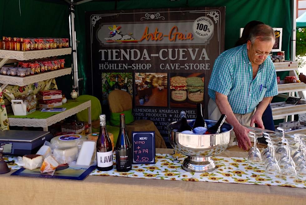 Artenara - lokale Köstlichkeiten auf dem Markt - Gran Canaria