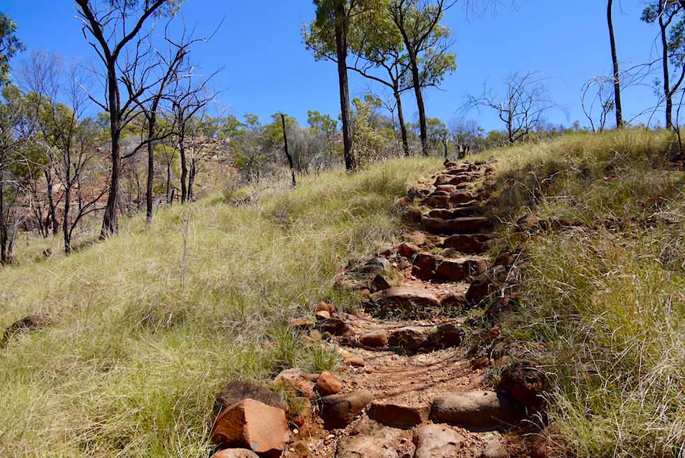 Pyramid Walk - Knapp 1000 Stufen führen in die Porcupine Gorge - Queensland