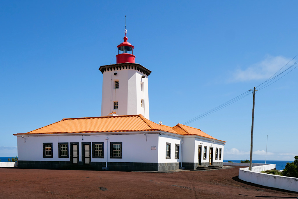 Leuchtturm Farol da Ponta da Ilha - Der östlichste Punkt der Insel Pico - Azoren